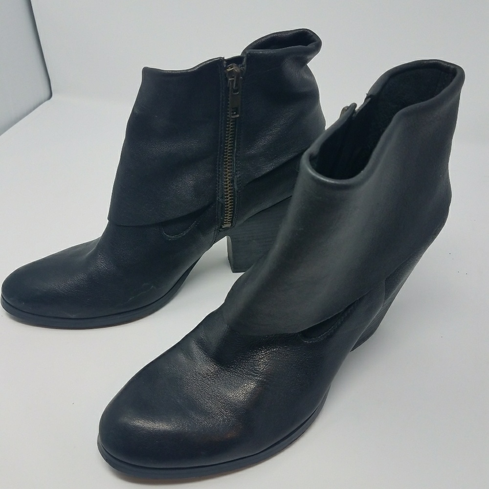 Nine West booties